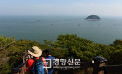 2.48㎞ 섬 한 바퀴, 바다향·숲향·사람향 폴폴