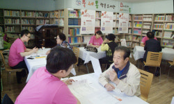 강경정형과의원 | 산동네 찾은 의사들 “관리 잘하면 치료 OK”