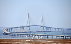 인천대교 송도방향 STA. 2+700 | 인천대교 오는 15일부터 통행료 700원 인하