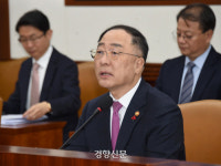 택시 이어 공유숙박도 가시밭길 예고