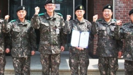 육군병장로컬체험판매장 | 육군 병장, 400만 원 모아 전우들에게 기부