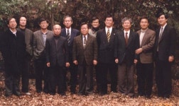 금기의 시대 꿰뚫는 在野의 눈, 역사문제연구소