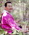 변호사이병삼법률사무소 | 산삼 캐는 변호사 "2년 동안 산삼 14뿌리 캤어요"