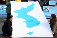 (주)정진홈푸드서해어업관리단점 | 서해5도 주민들 평화선언 "서해5도 표기 한반도기 달고 조업"