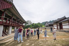 꽃담문화예술연구회 | 논산 돈암서원 꽃담에 새겨진 선비정신