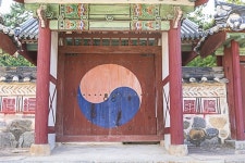꽃담문화예술연구회 | 논산 돈암서원 꽃담에 새겨진 선비정신
