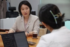 "금투세, 도로 포장도 안하고 통행료 받겠다는 이야기"