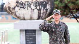 육군병장로컬체험판매장 | 휴가 나와 자원봉사하던 육군 병장이 응급처치로 70대 목숨 구해