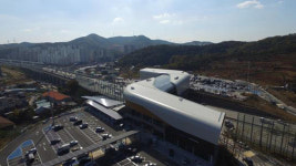 시흥하늘휴게소참뚝배기 | 고속도로 위에 떠 있는 '시흥 하늘 휴게소' 12일 개장