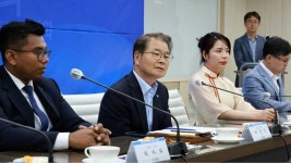다보실업 전주지소 | 고용장관 “외국인근로자지원센터 전주에서 처음 문 열어…적극 지원”
