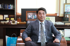 상익건설주 | 캄보디아에 희망 심는 상익건설 신영민 대표