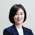윤미경 예경 신임대표 '블랙리스트 이행 의혹' 논란