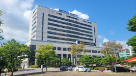 새만금 태양광 비리…검찰, 군산시청 압수수색