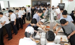 과천중학교 구내식당 | 정부청사 주변 식당가 3災 ‘신음’