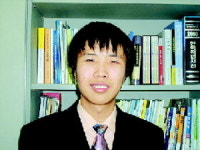 중국어는 모국어… 한국어·영어까지 유창