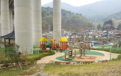 남방2통 주민쉼터 동네체육시설 | 도로공사, 고속도로 교량 아래 체육시설·주민쉼터 조성