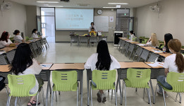 씨크앤파인드컨설팅 | 경성대, 여대생 이미지메이킹 밀착컨설팅 개최