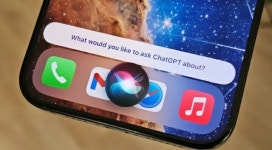 "시리로 챗GPT 쓴다"...iOS 18.2 베타 버전 출시