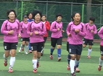 나이도 성별도 문제 없어! 진화하는 '조기축구'