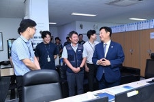 (주)신동서건업(1종) | 신동화 구리시장, 민선 9기 첫 현업 부서 방문…직원 격려·현장 소통
