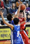 국예경희대체육관 | 패스할 곳을 찾고 있는 KGC 차민석