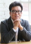 씨제이이엔엠스튜디오스(주) 제이케이필름 지점 | JK필름 "윤제균, '귀환'으로 4년 만에 연출..공 많이 들여"