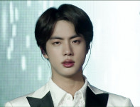 '찬란한 석진이의 에피파니 5주년' 방탄소년단 진 '에피파니' 공개 5주년..실트 장악→스포티파이 2억4400만 돌파