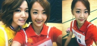티아라 류화영-씨스타 다솜, '꽃미소' 다정 셀카