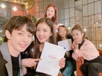 박민혜뷰티락 | 이시영, 현우X김지민X박민하와 '셀럽뷰티' 촬영中 ..단연 돋보이는 동안美