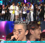 태양룸가요방 | 태양, 2주 연속 ‘인기가요’ 1위 등극