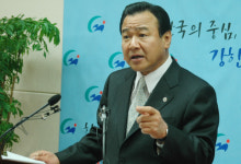 코스틱태안지사 | 이완구 충남지사 “태안사고 정치적으로 이용 말라” 직격탄