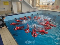 해군해양의료원(해양의료지원소-교육연구동) | 호남권생물자원관, 안전 연구 위한 해상생존훈련 실시