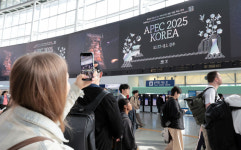 유통 수장들, APEC 향했다…경주에 모인 'K-유통·K-푸드' 총출동
