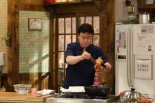 광화문통닭집 | '집밥 백선생' 백종원 "집에서 통닭 안 만들어 봤쥬?"
