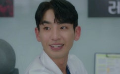 '닥터 차정숙' 엄정화 아들...감초 역할 톡톡히