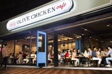 현주택;점포인테리어 | BBQ, 신규 창업 점포에 인테리어·간판 설치 등 지원