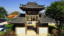 불교 銅鐘 껴안은 현존 最古 한옥 교회, 강화성당의 비밀