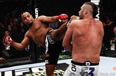 스타링포스강서점 | 코미어, UFC 입성 "미어 다음 존스 상대해줄 것"