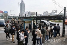 경기82배1008 | '공공버스 간편예약제'... 경기도, 이달부터 시범 시행