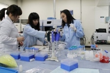 에이씨에프한국분소 | 엄마 과학기술자, 연구현장 복귀 쉬워진다