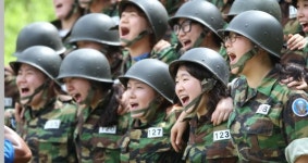 28사단본부 태풍마트 본점 | 군부대 마트에서 생리대·스타킹 살 수 있다… PX에선 언제?