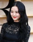 YG "블랙핑크 지수, 건강이상無" vs 외과 전문의 "양성 혹 가능성有, 치료 시급"