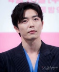 김재욱 “‘갖고 싶어요’ 닭살 대사 감독님 붙잡고 헬프 미~”