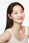 미림이네화장품 | 김이경, 화장품 광고 모델 발탁…청순美 물씬