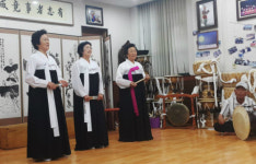 보배섬 진도를 가다(하)…하늘다리 건너 매화의 섬 가볼까