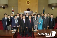 (주)흑용물류 | 中 흑룡강성 인민대표대회 대표단, 충북도의회 방문
