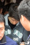 고개 숙인 조성호
