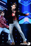 샤이니 종현, '격한 안무에 목걸이도 찰랑~'