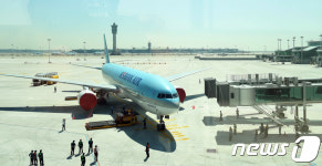 인천공항 제2터미널 접안 및 화물 운송 테스트