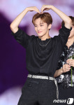 '생일' 마크, 행복해서 하트 뿅뿅